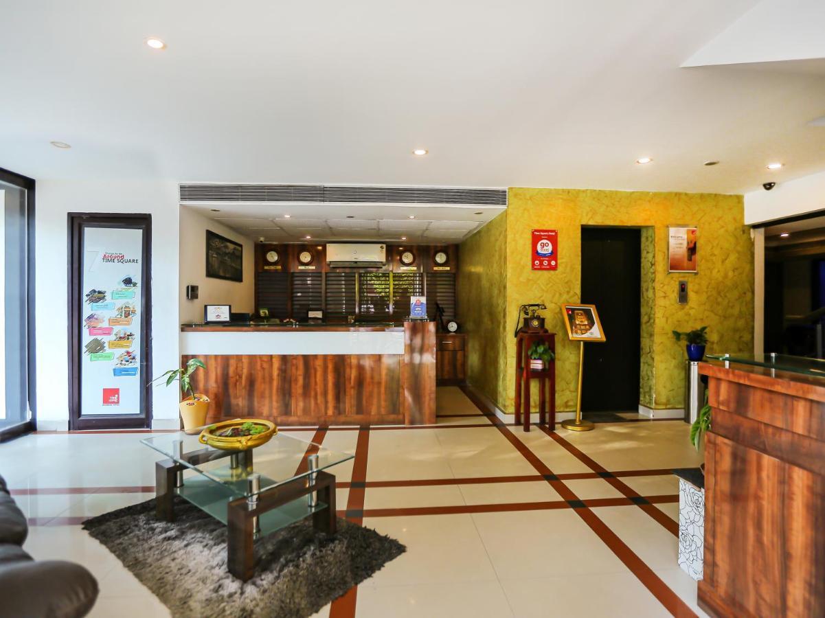 Hotel Treebo Trend Time Square Marine Drive Kochi Exterior foto