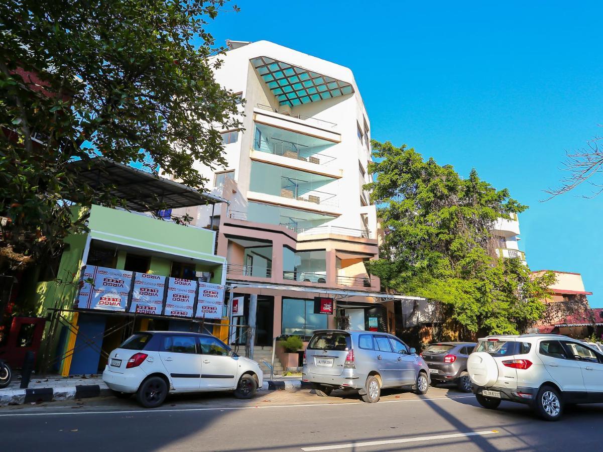 Hotel Treebo Trend Time Square Marine Drive Kochi Exterior foto